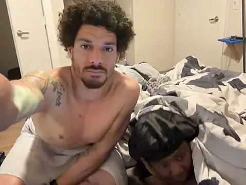 Snapshot of Clearlytothepoint420 chatting on 02/07/25, 08:33 Clearlytothepoint420 online show from 02/07/25, 08:33