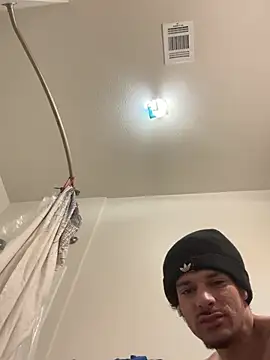 Snapshot of Clearlytothepoint420 chatting on 02/16/25, 05:15 Clearlytothepoint420 online show from 02/16/25, 05:15