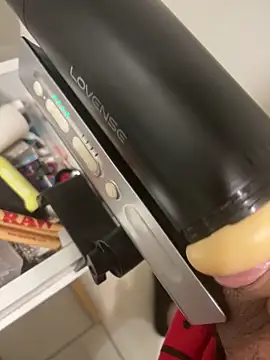 Snapshot of Clearlytothepoint420 chatting on 03/08/25, 10:43 Clearlytothepoint420 online show from 03/08/25, 10:43