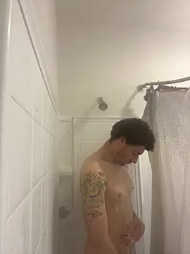 Snapshot of Clearlytothepoint420 chatting on 03/10/25, 04:25 Clearlytothepoint420 online show from 03/10/25, 04:25