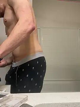 Snapshot of Clearlytothepoint420 chatting on 03/12/25, 07:24 Clearlytothepoint420 online show from 03/12/25, 07:24