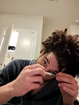 Snapshot of Clearlytothepoint420 chatting on 09/22/25, 02:02 Clearlytothepoint420 online show from 09/22/25, 02:02