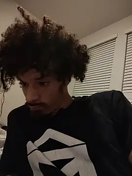 Snapshot of Clearlytothepoint420 chatting on 09/28/25, 08:09 Clearlytothepoint420 online show from 09/28/25, 08:09