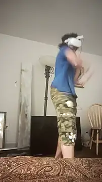 Snapshot of Clearlytothepoint420 chatting on 12/01/25, 01:10 Clearlytothepoint420 online show from 12/01/25, 01:10