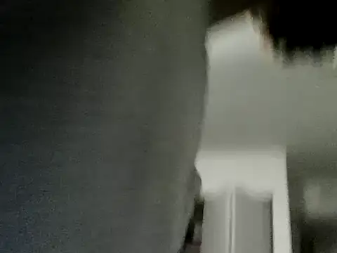 Snapshot of Clearlytothepoint420 chatting on 12/21/25, 02:41 Clearlytothepoint420 online show from 12/21/25, 02:41