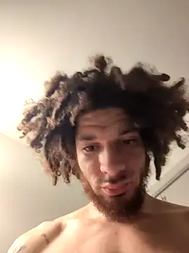 Snapshot of Clearlytothepoint420 chatting on 02/24/26, 11:41 Clearlytothepoint420 online show from 02/24/26, 11:41