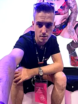 Snapshot of Cookieboy88 chatting on 09/27/25, 09:25 Cookieboy88 online show from 09/27/25, 09:25