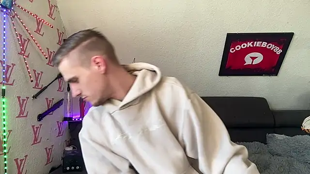 Cookieboy88 online show from 04/10/26, 04:23