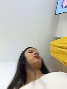 Valentinabaker online show from 01/07/26, 03:58