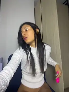 Valentinabaker online show from 05/10/26, 10:20