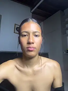 Valentinabaker online show from 07/05/26, 10:39