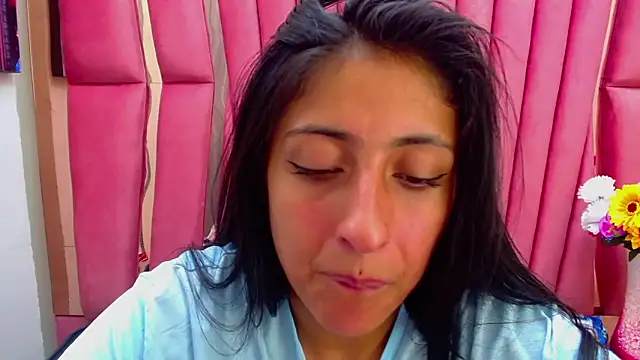 Cameron cutte online show from 01/04/25, 09:54