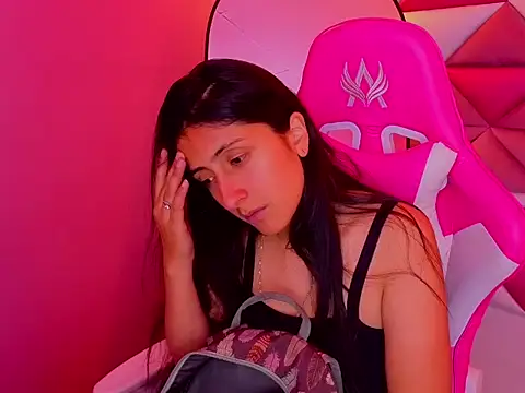 Cameron cutte online show from 10/11/25, 03:06