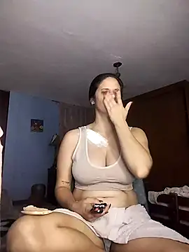 Snapshot of Catalinacandela chatting on 02/19/26, 10:00 Catalinacandela online show from 02/19/26, 10:00