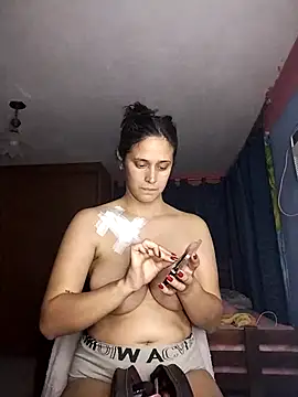 Snapshot of Catalinacandela chatting on 02/20/26, 10:49 Catalinacandela online show from 02/20/26, 10:49