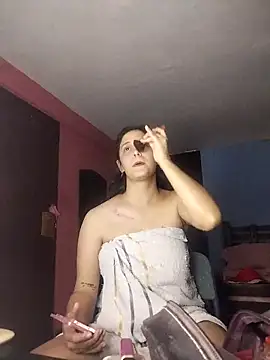 Catalinacandela online show from 04/23/26, 07:05