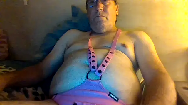 hornyrich69 online show from 04/20/26, 03:09