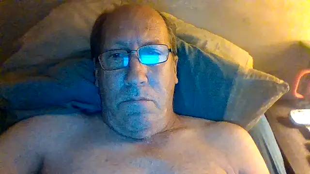 hornyrich69 online show from 04/24/26, 05:10