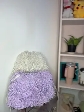 Snapshot of angel_rizzo_ chatting on 10/25/25, 10:34 angel rizzo online show from 10/25/25, 10:34