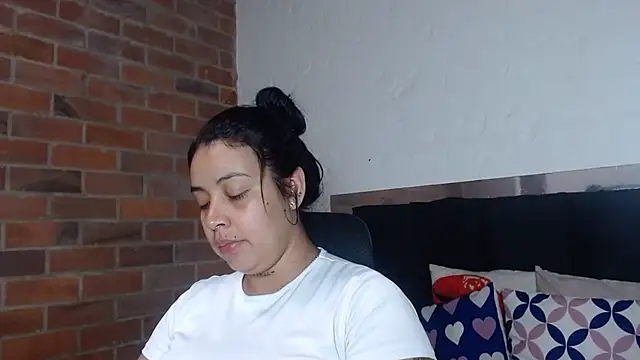 Snapshot of salome__hills1 chatting on 07/30/26, 08:19 salome hills1 online show from 07/30/26, 08:19