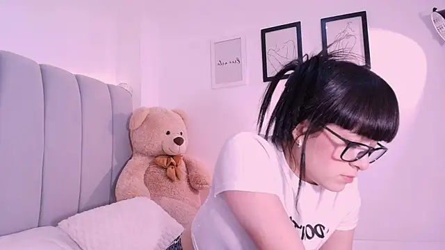 DannaHyde online show from 05/23/26, 07:51