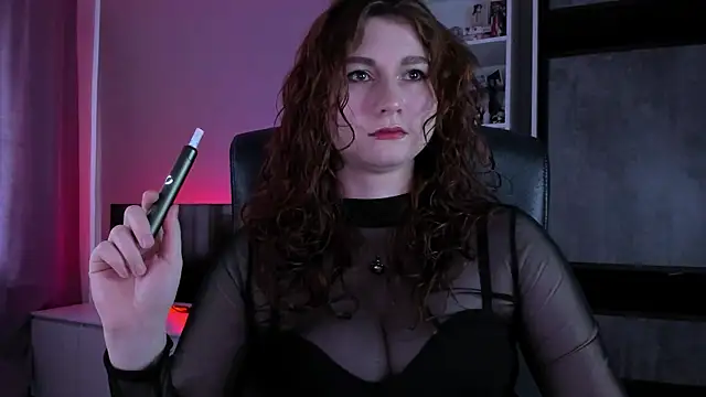 Snapshot of Goddess-Rose chatting on 06/24/26, 03:55 Goddess-Rose online show from 06/24/26, 03:55