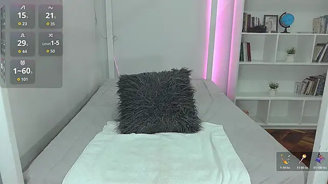 ari rossee online show from 11/20/25, 07:46