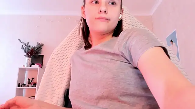 Britney Ross online show from 03/21/26, 08:19