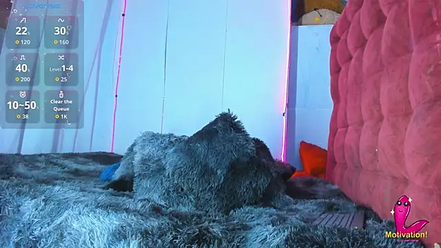 Mracialatina online show from 11/17/25, 08:58