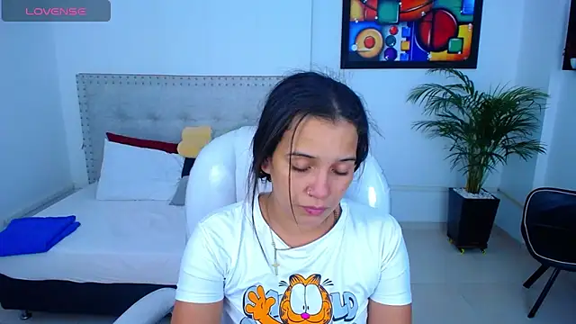 Chiqui milk  online show from 01/13/25, 06:27