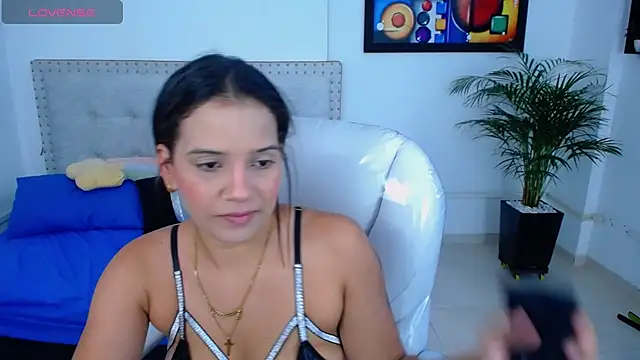 Chiqui milk  online show from 01/21/25, 09:04