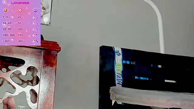 Snapshot of Jimena_Grey chatting on 06/06/26, 01:43 Jimena Grey online show from 06/06/26, 01:43