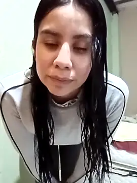 Michellluxo online show from 04/23/26, 12:56