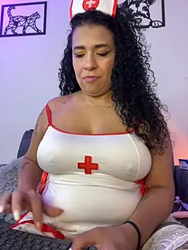 Snapshot of miss_grace_01 chatting on 09/29/25, 02:27 miss grace 01 online show from 09/29/25, 02:27