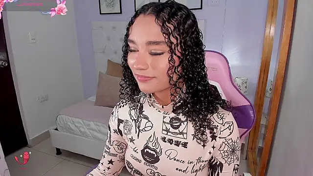 kitty kayo online show from 12/18/25, 03:23