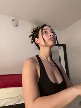 Hips hannah online show from 03/12/25, 08:31