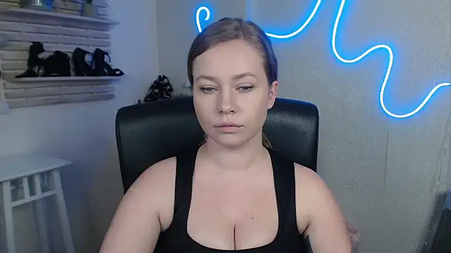 holly xglam online show from 02/27/25, 03:25