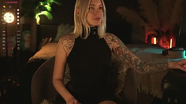 LinaKinky online show from 12/14/24, 03:25