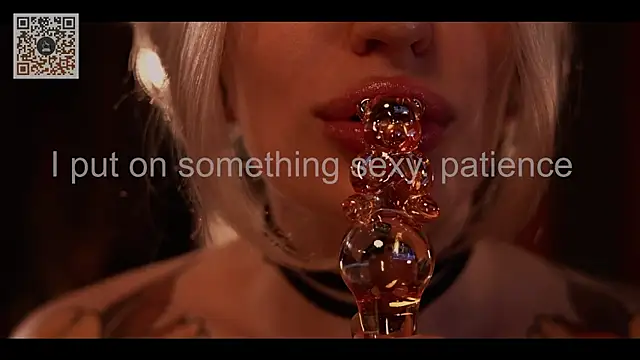 LinaKinky online show from 11/28/25, 04:09