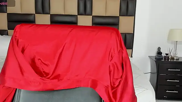 Snapshot of BonnyDelux chatting on 12/07/24, 02:13 BonnyDelux online show from 12/07/24, 02:13