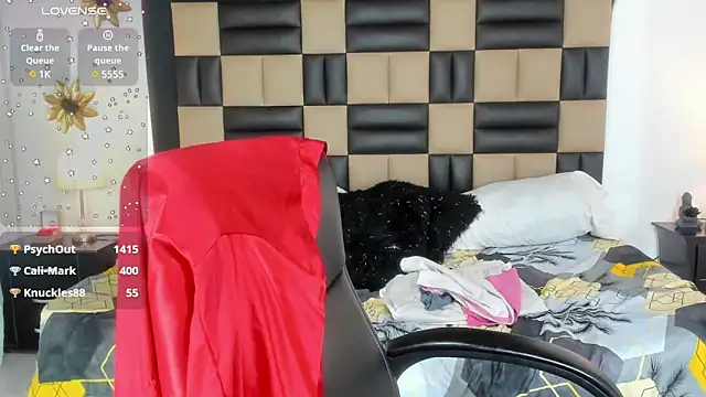 Snapshot of BonnyDelux chatting on 12/19/24, 06:56 BonnyDelux online show from 12/19/24, 06:56