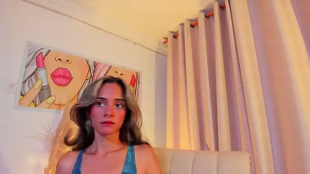 SkiinnyAna online show from 10/25/25, 07:41