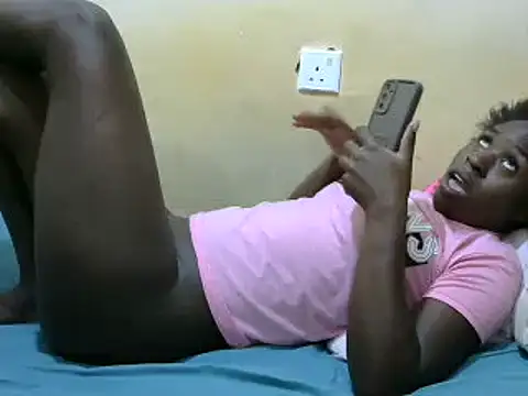 Snapshot of sweet_lily2 chatting on 02/10/25, 11:34 sweet lily2 online show from 02/10/25, 11:34