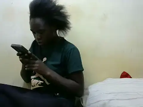 Snapshot of sweet_lily2 chatting on 02/12/25, 09:22 sweet lily2 online show from 02/12/25, 09:22