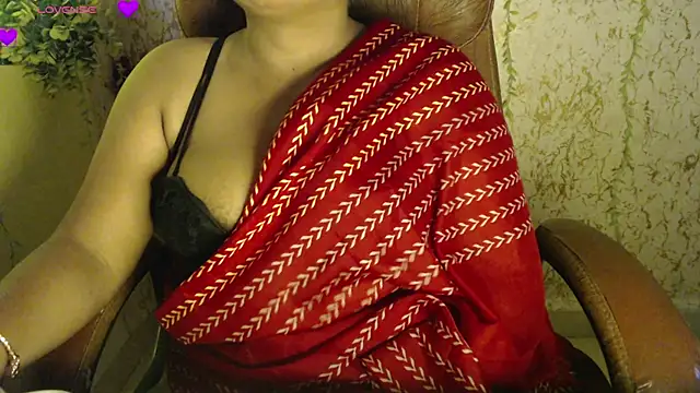 Snapshot of Prita07 chatting on 06/11/26, 01:27 Prita07 online show from 06/11/26, 01:27