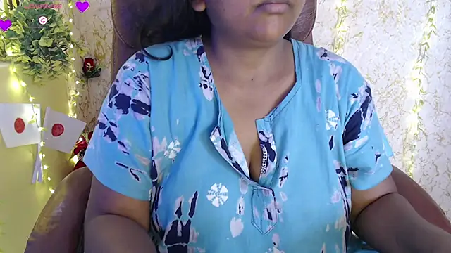 Snapshot of Prita07 chatting on 06/29/26, 03:24 Prita07 online show from 06/29/26, 03:24