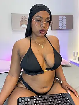 Esmeralda Duarte online show from 03/03/26, 05:35