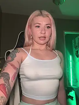 Anour amour online show from 12/19/24, 02:56