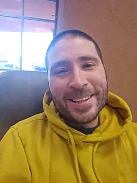 Snapshot of JeepinAround chatting on 02/21/26, 02:18 JeepinAround online show from 02/21/26, 02:18