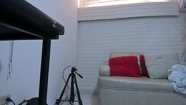 Lissalittlee online show from 01/29/25, 01:48